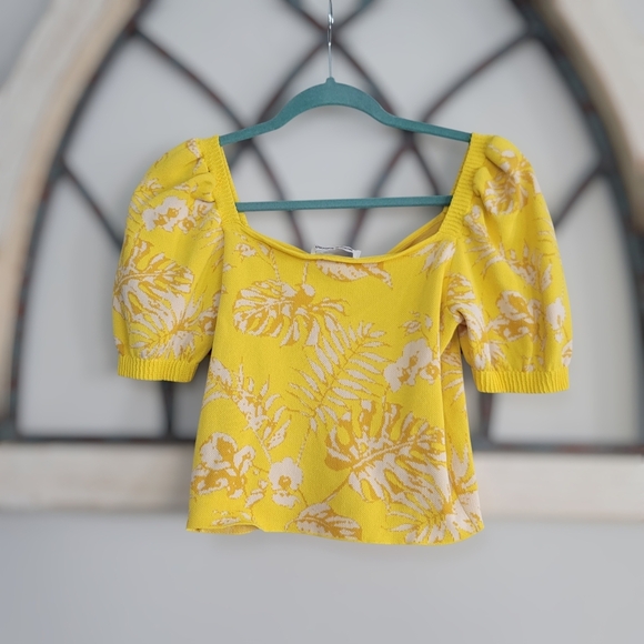 FLYING TOMATO, GOOD AND GONE JACQUARD Crop Sweater top, Yellow & Ivory, Sz M - Picture 4 of 5
